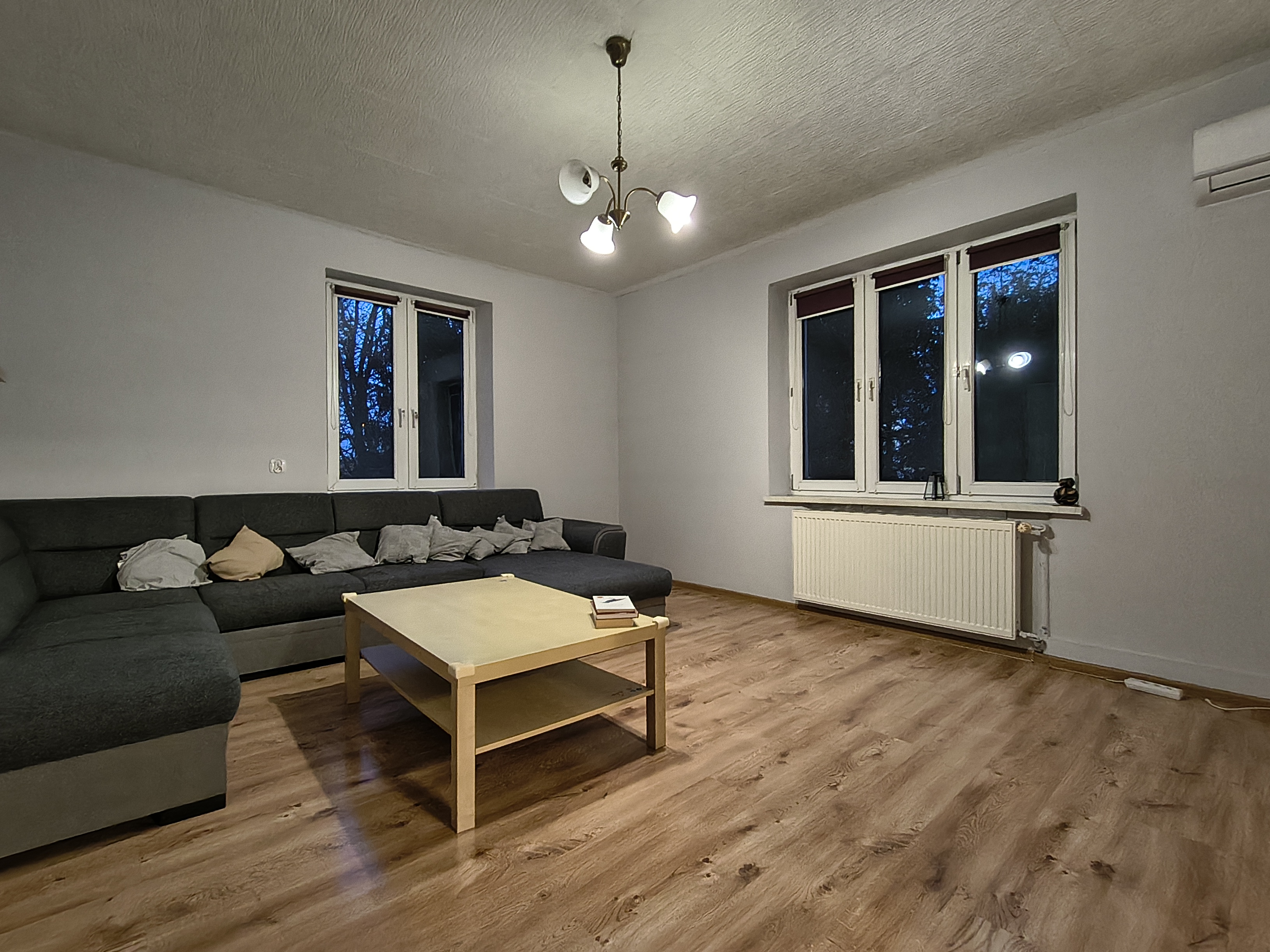 Połowa domu 85 m² z działką 6 arów – świetna lokalizacja, Kęty